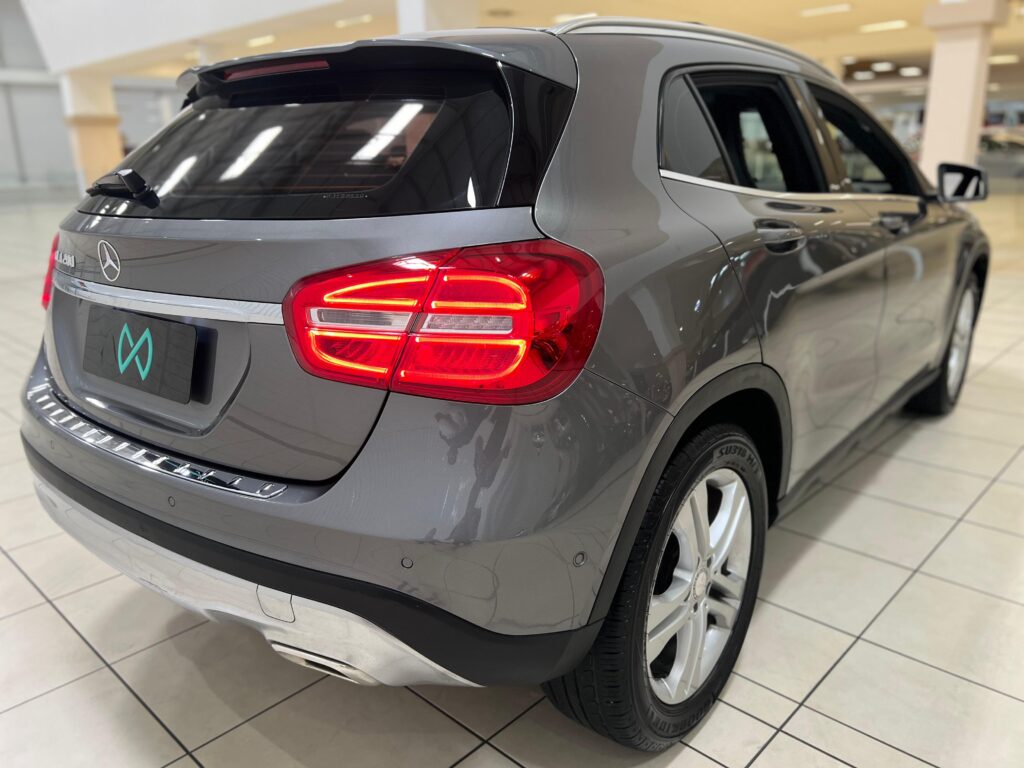 Mercedes GLA 200