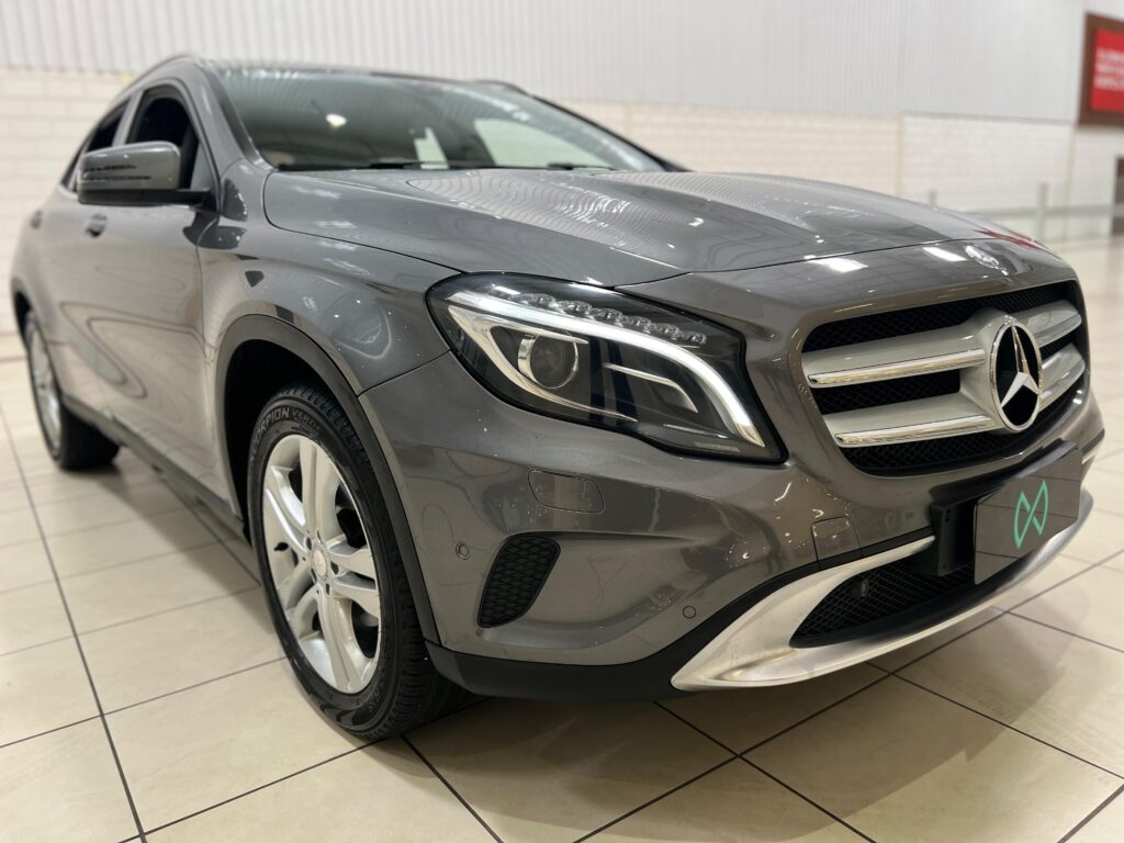 Mercedes GLA 200