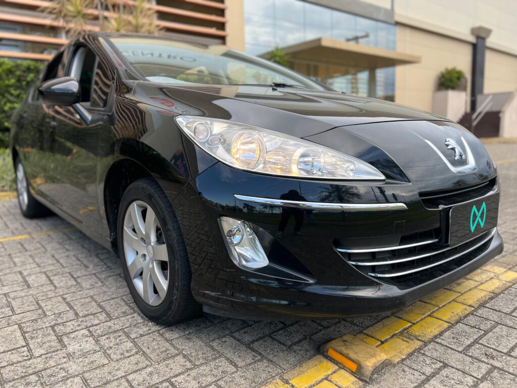 Peugeot 408